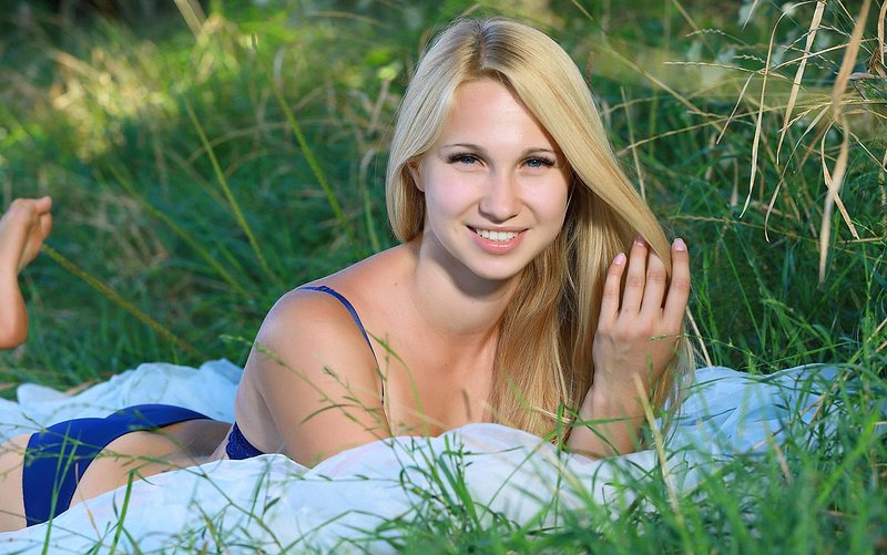 Нина, 24 года, 1 размер груди